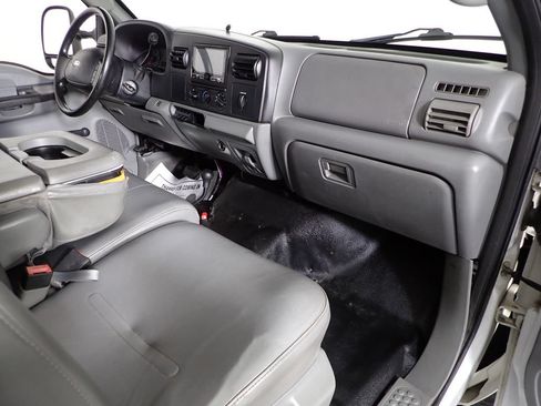 Used 2006 Ford F250 XL AWD/4WD image 33
