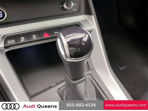 Used 2023 Audi Q3 2.0T Premium w/ Convenience Package image 31