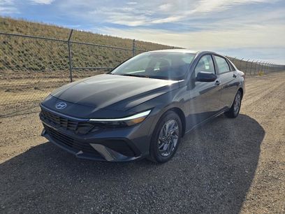New 2025 Hyundai Elantra Blue
