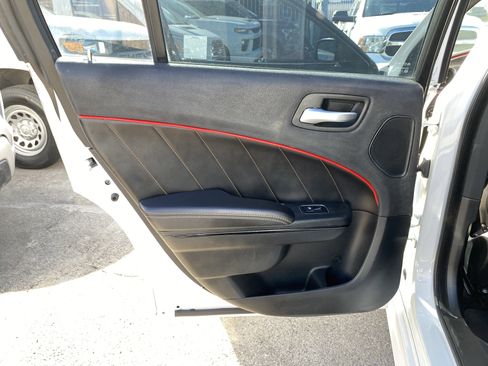 Used 2018 Dodge Charger R/T image 21