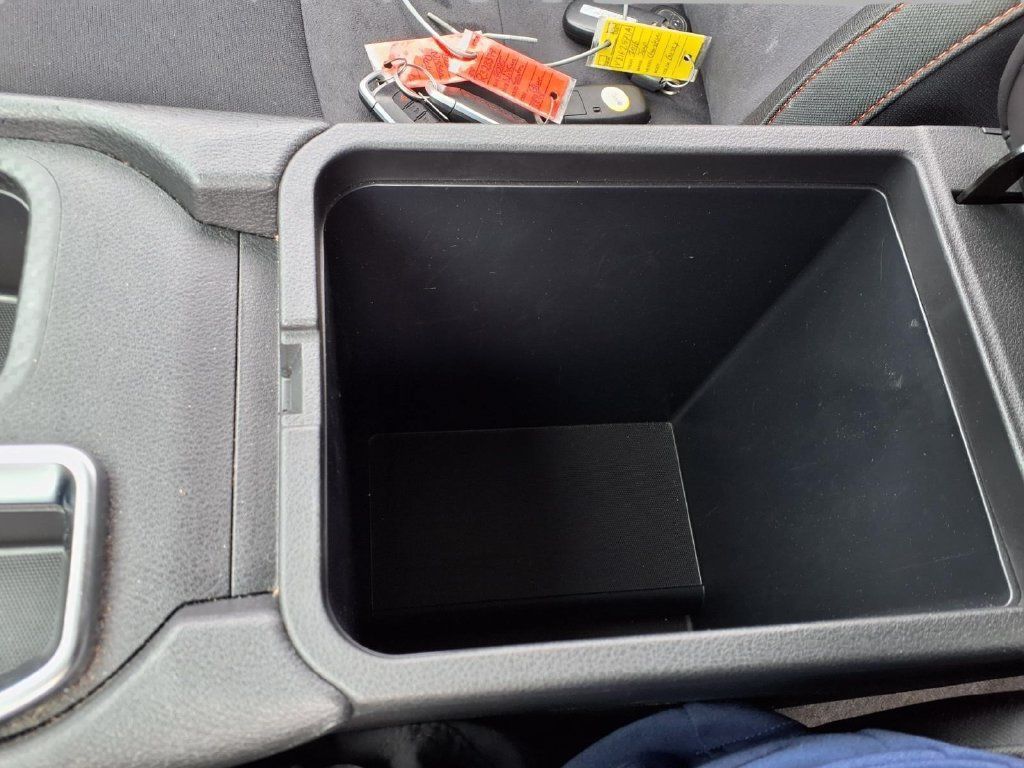 Used 2025 Nissan Sentra SR FWD image 13