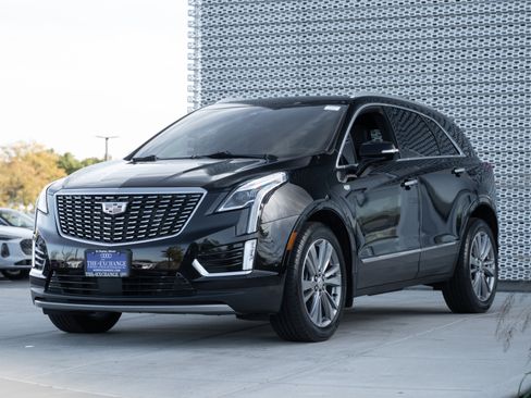 Used 2024 Cadillac XT5 Premium Luxury w/ Technology Package image 7