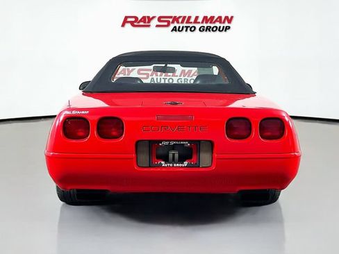 Used 1996 Chevrolet Corvette Convertible RWD image 6