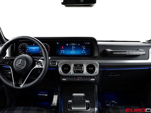Used 2025 Mercedes-Benz G 550 image 26