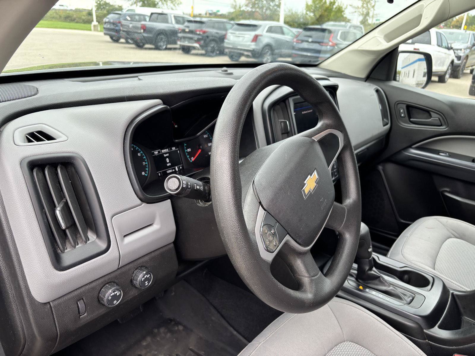 Used 2021 Chevrolet Colorado W/T w/ Custom Special Edition AWD/4WD image 17