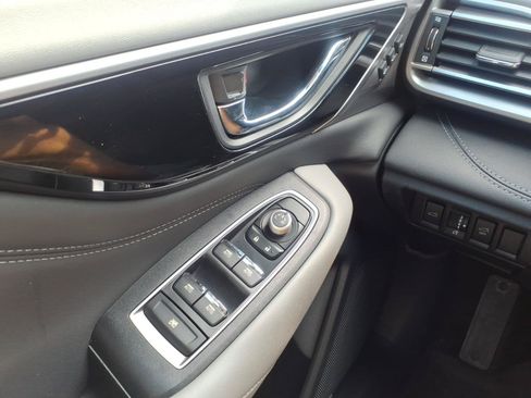Used 2020 Subaru Outback Limited AWD/4WD image 16