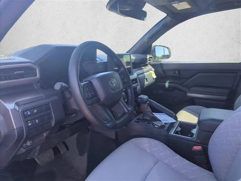 Used 2026 Toyota Tacoma SR5 AWD/4WD image 9