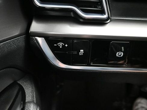 Used 2023 Kia Sportage EX image 20