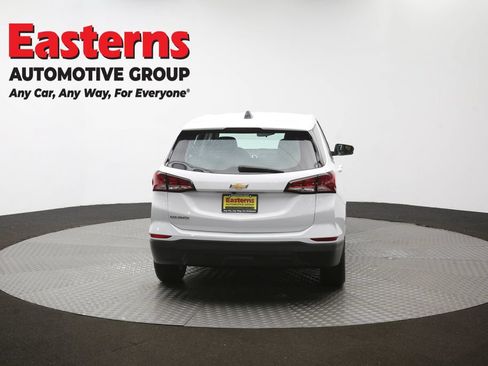 Used 2022 Chevrolet Equinox LS FWD image 35