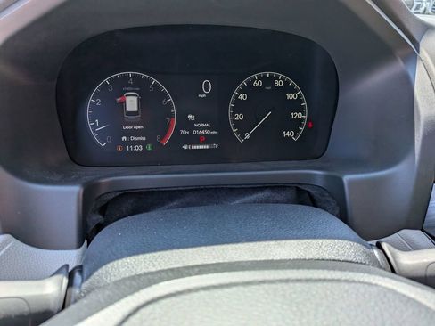 Used 2025 Honda Odyssey Elite image 17