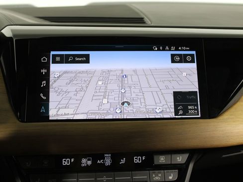 Used 2023 Audi e-tron GT Premium Plus image 22