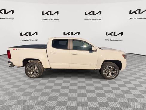 Used 2017 Chevrolet Colorado Z71 AWD/4WD image 9
