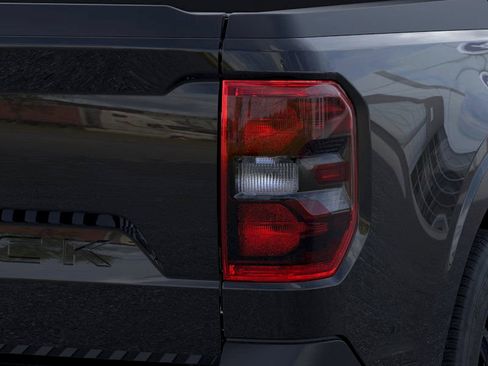 New 2026 Ford Maverick Lariat w/ Black Appearance Package image 22