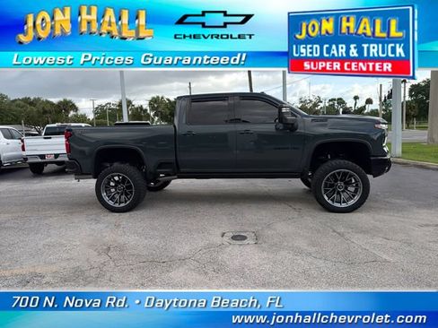 Used 2025 Chevrolet Silverado 2500 LTZ w/ Trail Boss Package AWD/4WD image 14
