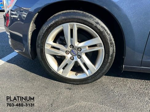 Used 2015 Volvo V60 T5 Premier image 18