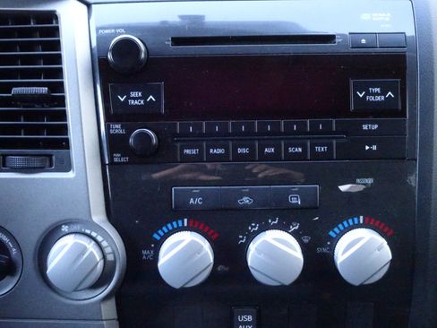 Used 2013 Toyota Tundra 4x4 Double Cab image 20