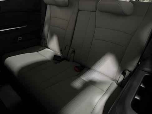 Used 2018 Honda Pilot EX-L image 31