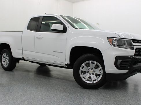 Used 2022 Chevrolet Colorado LT w/ Fleet Safety Package RWD image 1