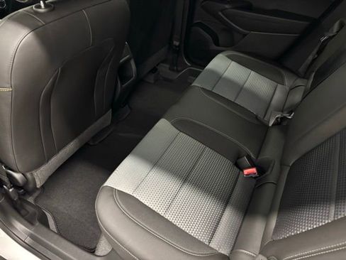 New 2026 Chevrolet Trax LT w/ LT Convenience Package FWD image 9