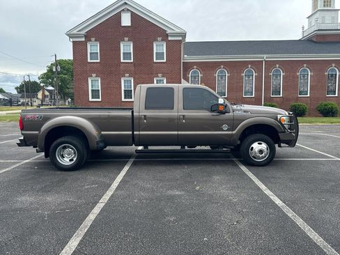Used 2016 Ford F350 Lariat w/ Lariat Ultimate Package AWD/4WD image 3