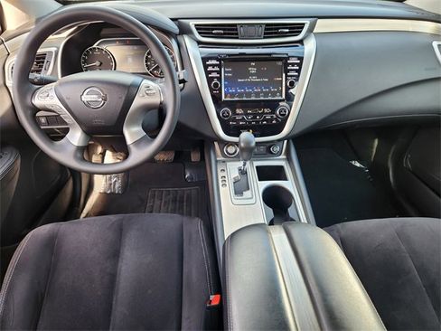 Used 2018 Nissan Murano S image 8