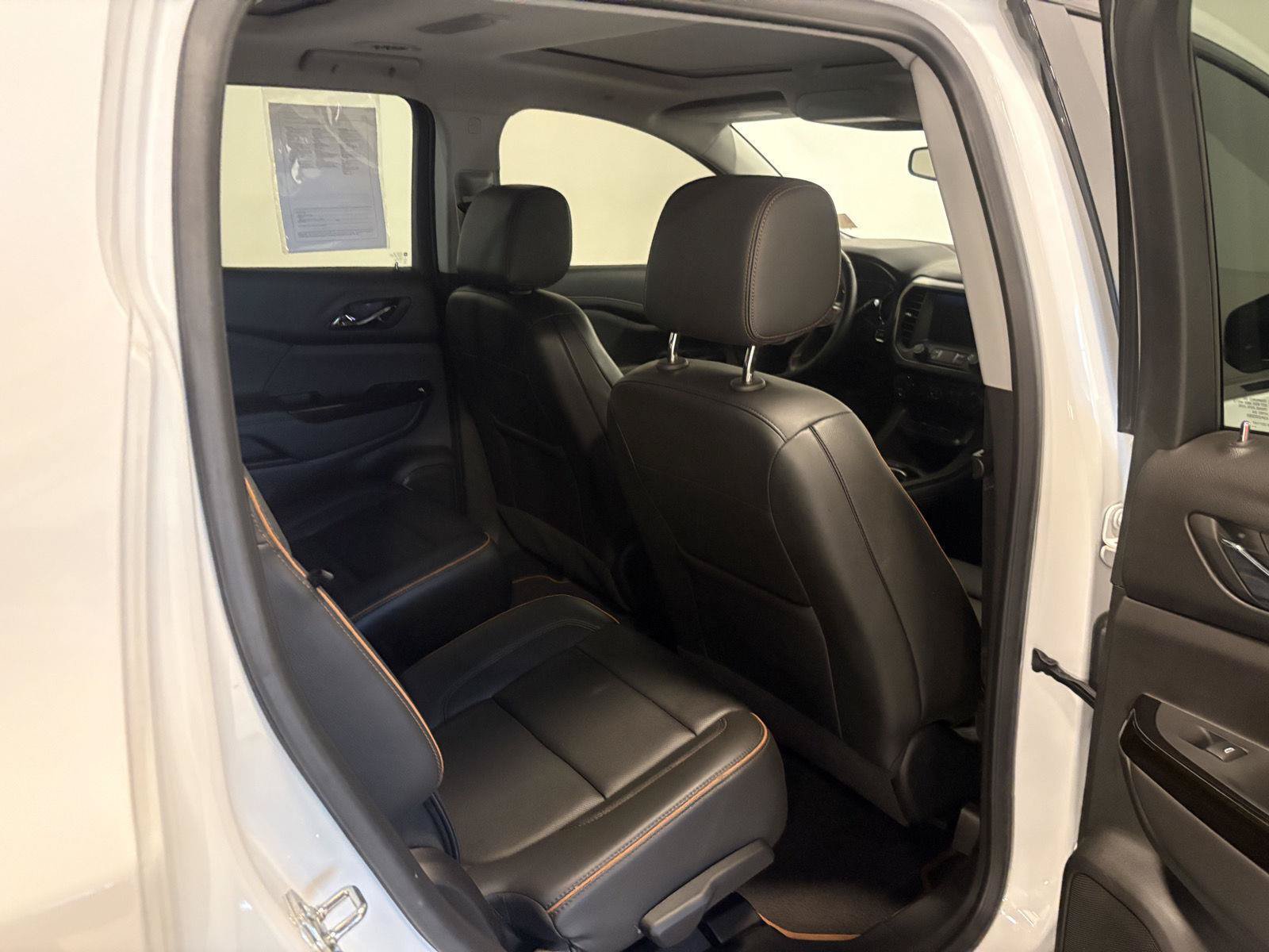 Used 2023 GMC Acadia AT4 w/ Technology Package AWD/4WD image 51