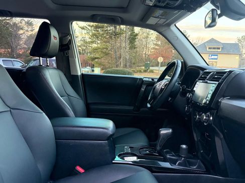 Used 2021 Toyota 4Runner Venture w/ Moonroof Package image 26