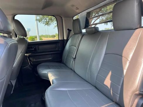 Used 2018 RAM 3500 Tradesman w/ Chrome Appearance Group AWD/4WD image 23