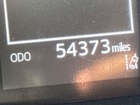 Used 2022 Toyota Camry SE image 27