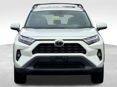 Used 2022 Toyota RAV4 XLE Premium AWD/4WD image 2