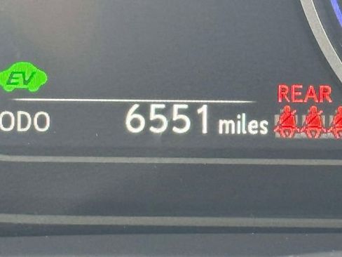 Used 2023 Lexus UX 250h F Sport w/ Accessory Package (Z2) image 32