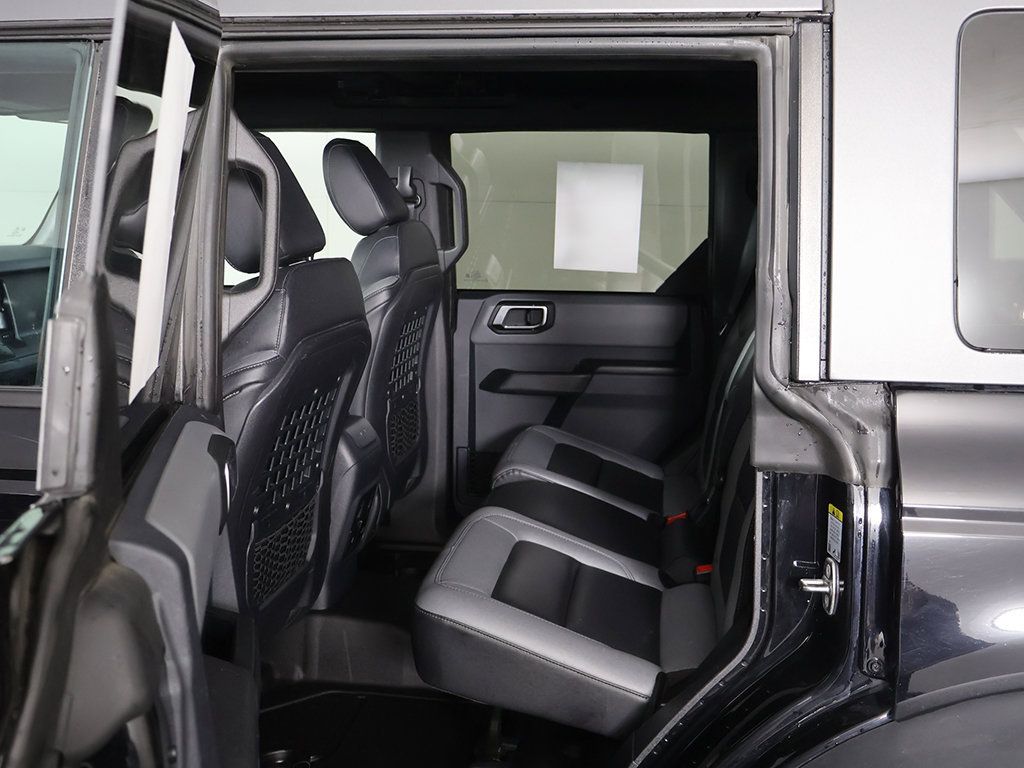 Used 2024 Ford Bronco Big Bend w/ Sasquatch Package AWD/4WD image 29