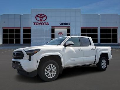 Used 2025 Toyota Tacoma SR5