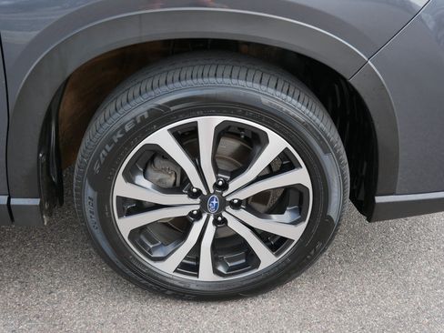 Used 2023 Subaru Forester Limited AWD/4WD image 15