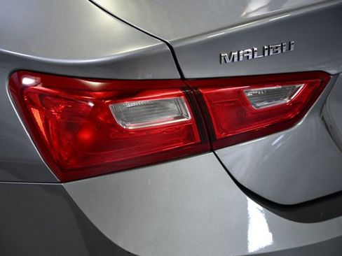 Used 2024 Chevrolet Malibu LT image 15