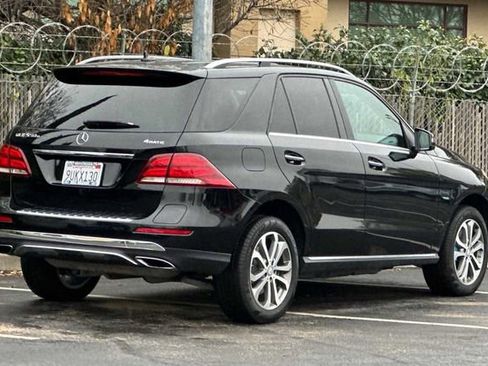 Used 2017 Mercedes-Benz GLE 550e image 3