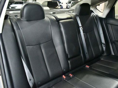 Used 2019 Nissan Sentra SL image 18