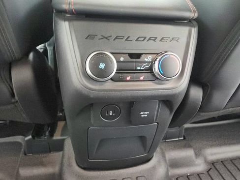 Used 2025 Ford Explorer ST-Line w/ Premium Package RWD image 36