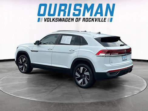 Used 2024 Volkswagen Atlas Cross Sport SE AWD/4WD image 4
