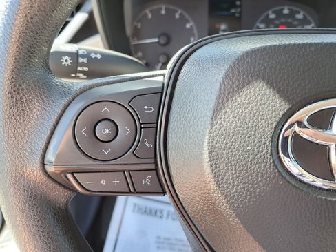 Certified 2025 Toyota Corolla LE image 18