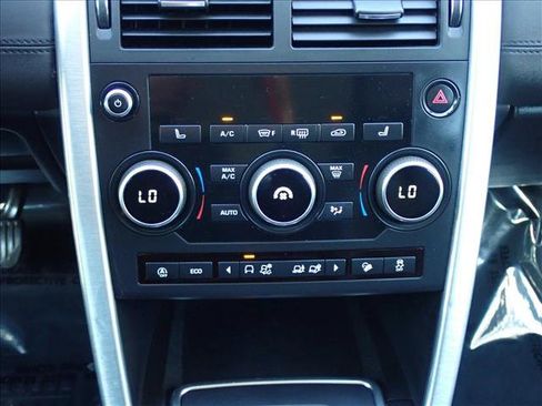 Used 2019 Land Rover Discovery Sport HSE AWD/4WD image 22