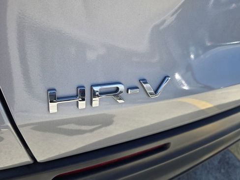Certified 2023 Honda HR-V LX image 12