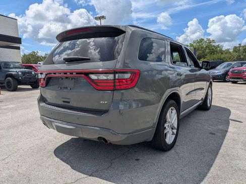 Used 2024 Dodge Durango GT RWD image 4