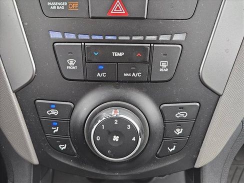Used 2018 Hyundai Santa Fe Sport FWD image 13