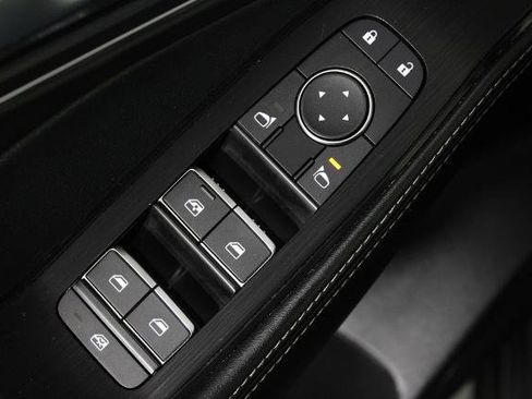 Certified 2023 Nissan Rogue Platinum FWD image 25