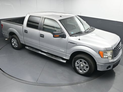 Used 2011 Ford F150 XLT w/ XLT Chrome Pkg image 24