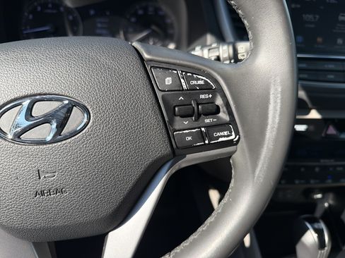 Used 2018 Hyundai Tucson Value w/ Cargo Package FWD image 20