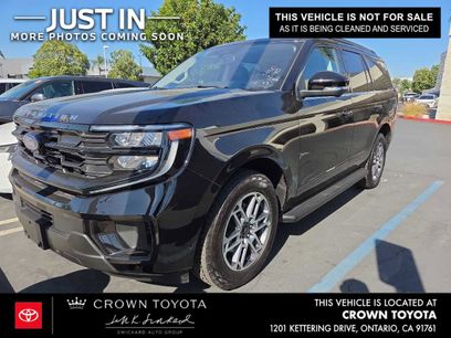Used 2025 Ford Expedition Active