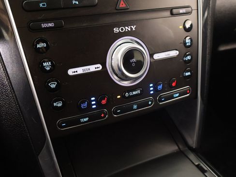 Used 2019 Ford Explorer Sport w/ Equipment Group 401A image 8