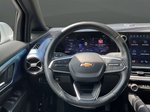Used 2024 Chevrolet Equinox EV LT FWD image 20
